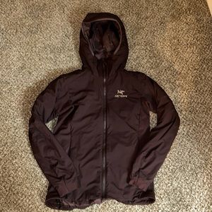 Arc’teryx Women’s Atom Hoodie Small (Maroon) Perfect Condition